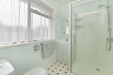 Photo of property in 55 Braemar Road, Castor Bay, Auckland, 0620