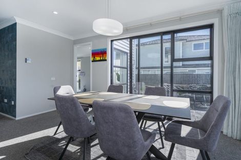 Photo of property in 14 Atherton Terrace, Churton Park, Wellington, 6037