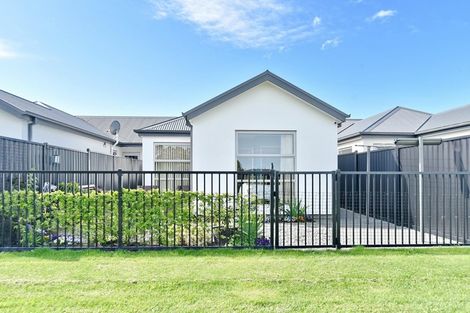 Photo of property in 15 Johnson Street, Kaiapoi, 7630