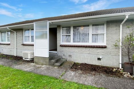 Photo of property in 1/3 Camp Street, Silverstream, Upper Hutt, 5019