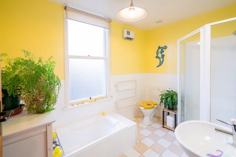 Photo of property in 33 Norwood Street, Beckenham, Christchurch, 8023