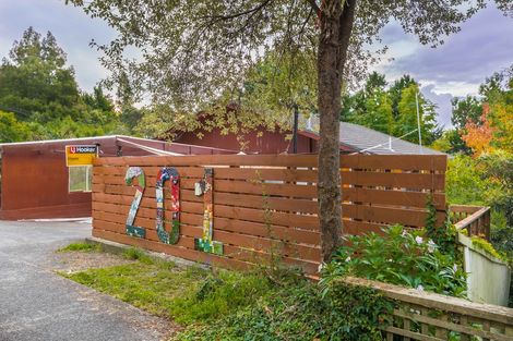 Photo of property in 201 Godley Road, Titirangi, Auckland, 0604