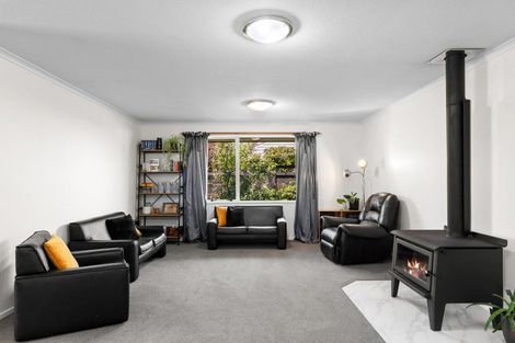 Photo of property in 42 Welsford Street, Woodend, 7610