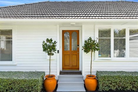 Photo of property in 5 Kervil Avenue, Te Atatu Peninsula, Auckland, 0610