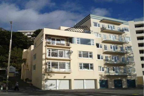 Photo of property in Rehutai Flats, 268u2 Oriental Parade, Oriental Bay, Wellington, 6011