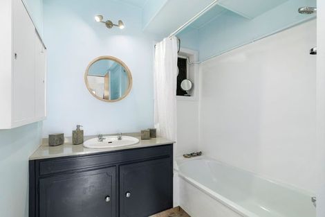 Photo of property in 55 Waitohu Road, York Bay, Lower Hutt, 5013