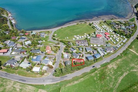 Photo of property in 3 Cedar Lane, Duvauchelle, 7581