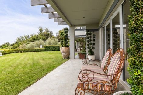 Photo of property in 137 Blackbarn Road, Havelock North, 4294