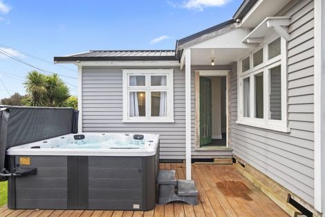 Photo of property in 2 Quarry Road, Pukekohe, 2120