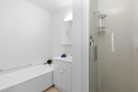Photo of property in 59f2- Kowhai Avenue, Ebdentown, Upper Hutt, 5018