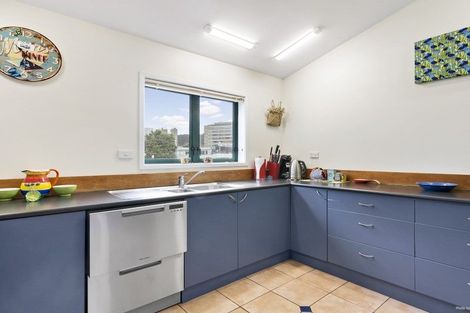 Photo of property in 8 Hall Avenue, Newtown, Wellington, 6021