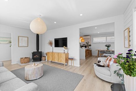 Photo of property in 21 Woodstock Place, Russley, Christchurch, 8042