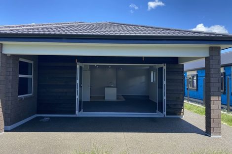 Photo of property in 14 Monowai Street, Poraiti, Napier, 4112