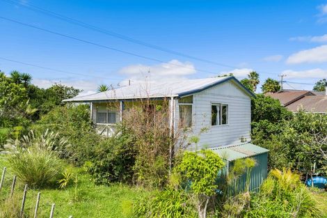 Photo of property in 64 Gorge Road, Maungaturoto, 0520