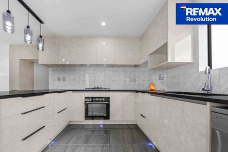 Photo of property in 21a Blanes Road, Weymouth, Auckland, 2103