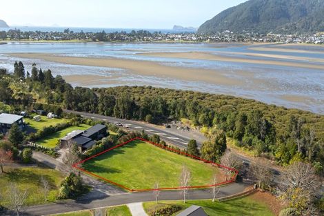 Photo of property in 2 Aldermen Lane, Tairua, 3579