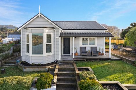 Photo of property in 34 Island Terrace, Port Chalmers, 9023