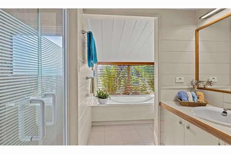 Photo of property in 49 Kendall Road, Kerikeri, 0230