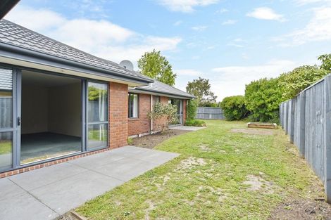 Photo of property in 35 Mounter Avenue, Northwood, Christchurch, 8051