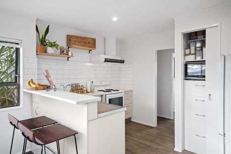 Photo of property in 12a Landscape Road, Pukekohe, 2120