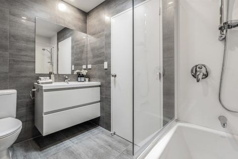 Photo of property in 11 Fernly Rise, Flat Bush, Auckland, 2019