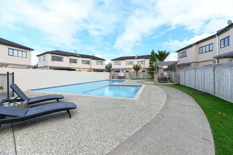 Photo of property in 15 Skip Lane, East Tamaki, Auckland, 2013