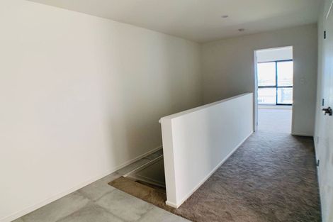 Photo of property in 38 Ascension Crescent, Orewa, 0931