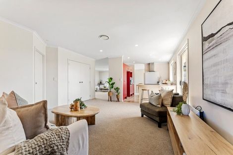 Photo of property in 44 Alec Craig Way, Gulf Harbour, Whangaparaoa, 0930