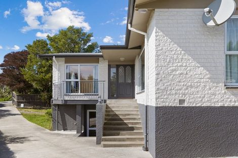 Photo of property in 1 Takahe Drive, Cashmere, Christchurch, 8022