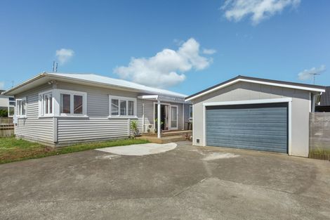 Photo of property in 18b Henderson Avenue, Tuakau, 2121