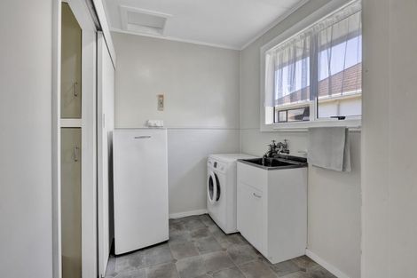 Photo of property in 7 Caplen Street, Hawera, 4610