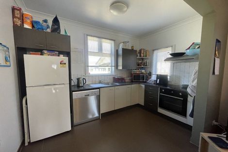 Photo of property in 13 Ellesmere Avenue, Miramar, Wellington, 6022