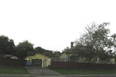Photo of property in 21 Woodglen Road, Glen Eden, Auckland, 0602