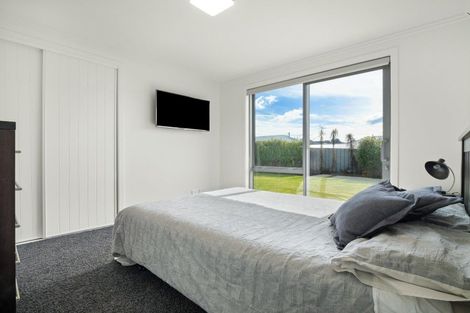 Photo of property in 21 Awa Toru Drive, Fairfield, Dunedin, 9018