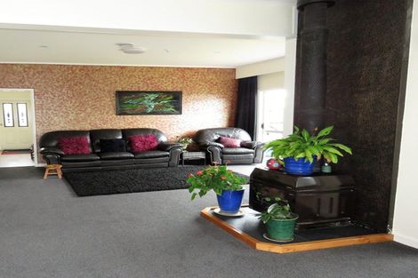 Photo of property in 121 Romilly Street, Westport, 7825