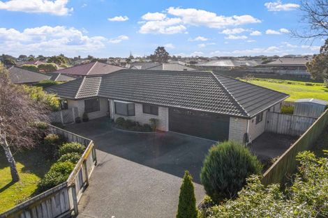 Photo of property in 11 Terry Lane, Paraparaumu Beach, Paraparaumu, 5032
