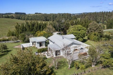 Photo of property in 105 Tongue Farm Road, Matakana, 0985