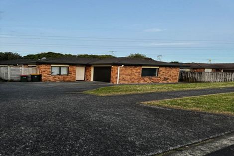 Photo of property in 22 Carrick Glen Avenue, Flat Bush, Auckland, 2019