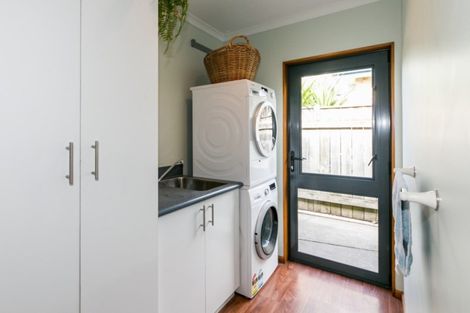 Photo of property in 14 Washington Place, Havelock North, 4130
