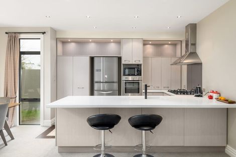 Photo of property in 85a Abberley Crescent, St Albans, Christchurch, 8014