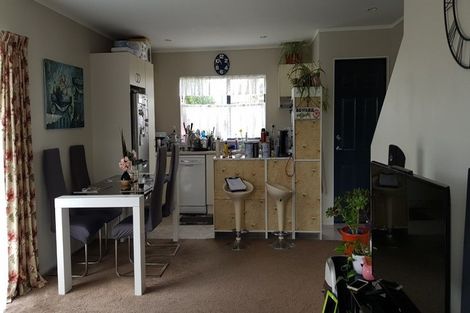 Photo of property in 20 Kora Avenue, Ranui, Auckland, 0612
