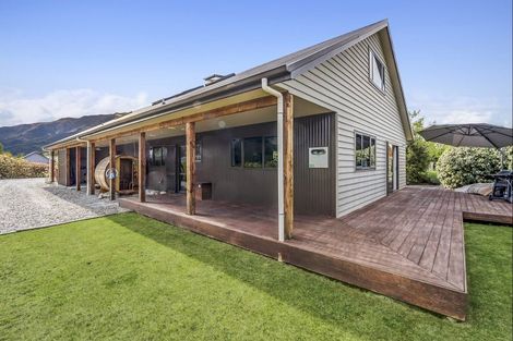 Photo of property in 7 Corner Peak Lane, Lake Hawea, 9382