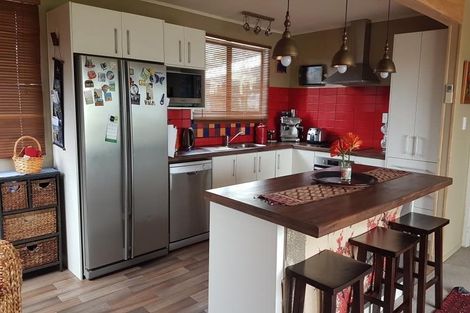 Photo of property in 16 Handforth Street, Onerahi, Whangarei, 0110