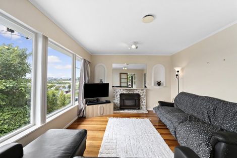 Photo of property in 26 Arapiko Street, Johnsonville, Wellington, 6037