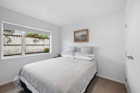Photo of property in 92 Smart Road, Glen Avon, New Plymouth, 4312