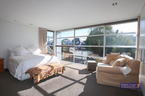 Photo of property in 10 Holly Road, St Albans, Christchurch, 8014