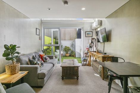 Photo of property in Canvas Apartments, 307u3 Willis Street, Te Aro, Wellington, 6011
