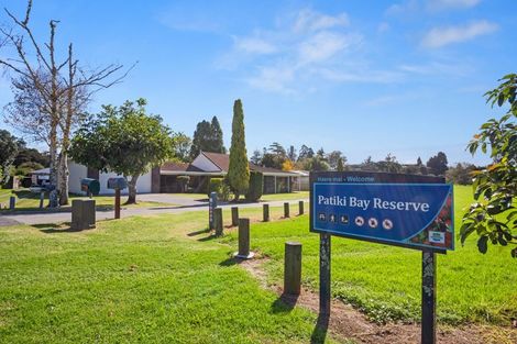 Photo of property in 126 Patiki Place, Whangamata, 3620