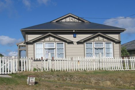 Photo of property in 51 Mitchell Street, Brooklyn, Wellington, 6021