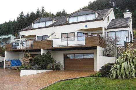 Photo of property in 50a Greenstone Place, Fernhill, Queenstown, 9300